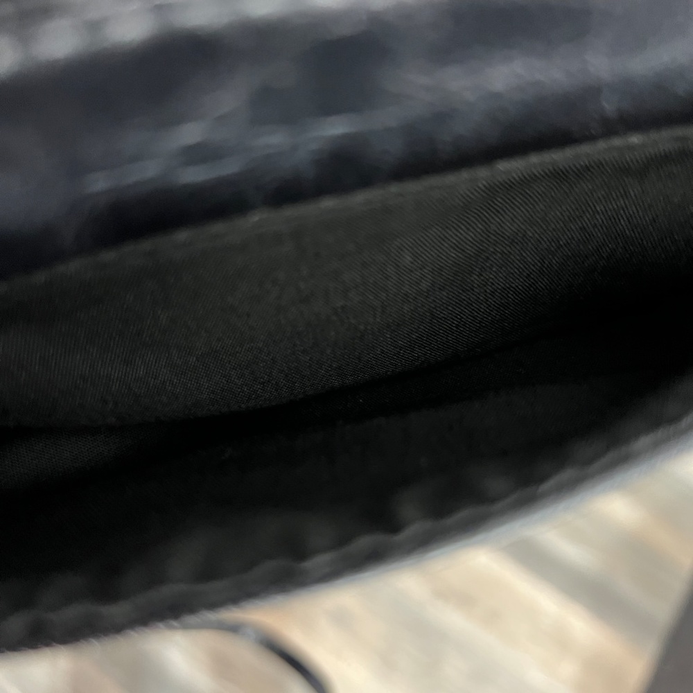 Kenneth Cole crossbody bag - Picture 8 of 9